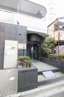 【エントランス】