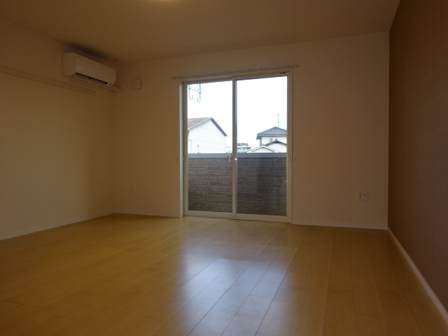 ミルキーウェイ酒津の居間・リビング|洋室