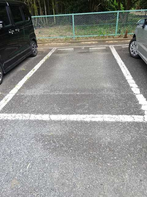 シティハイツ駒木台の駐車場