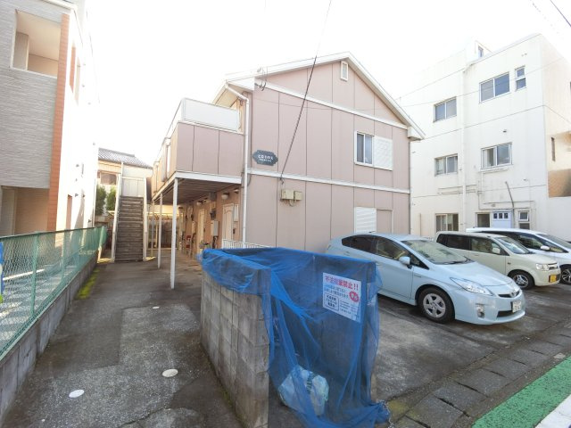 【外観】 | 敷地内駐車場付です