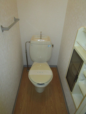 【トイレ】 | ヒロハウス | トイレです