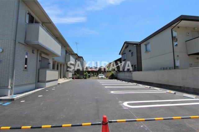 ソラーレの駐車場