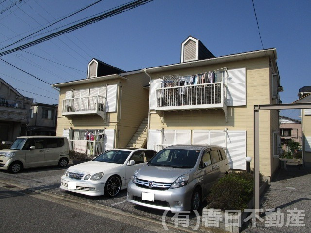 【外観】 | 敷地内に駐車場がある3DKアパートです