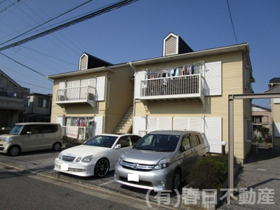 【外観】 | メゾン黒砂台B棟 | 敷地内に駐車場がある3DKアパートです