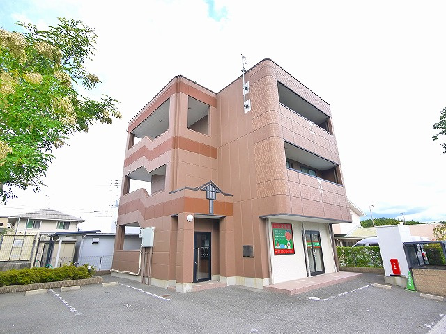 シャトーカルム・サカエの外観