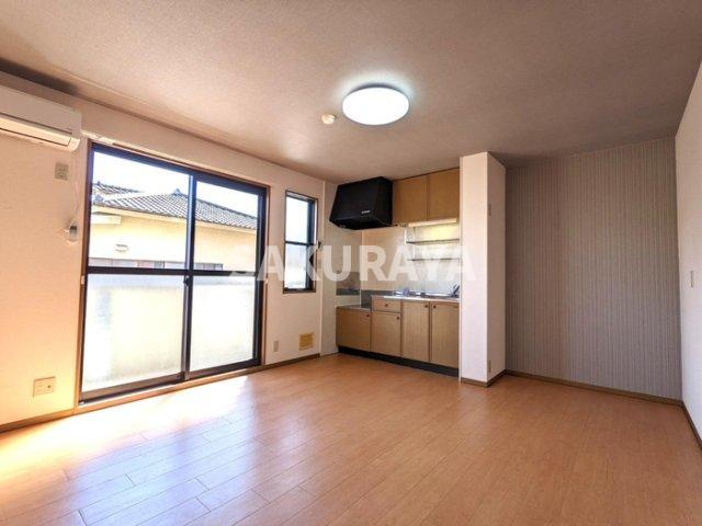 セピアコートの居間・リビング