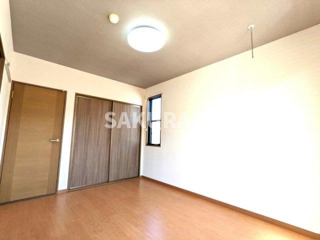 セピアコートの洋室