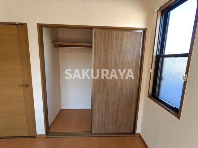 セピアコートの洋室