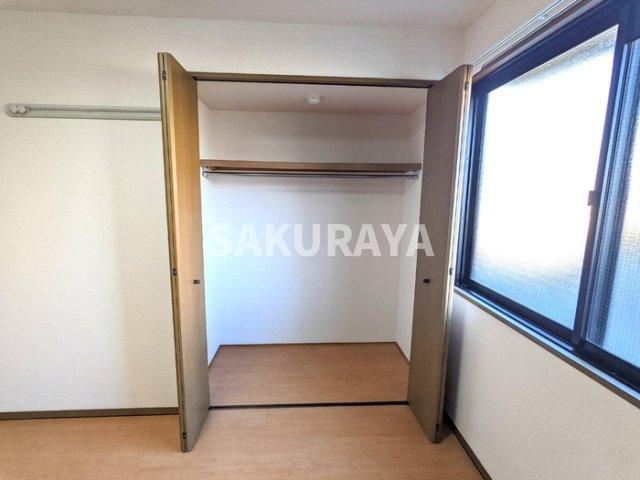 セピアコートの洋室