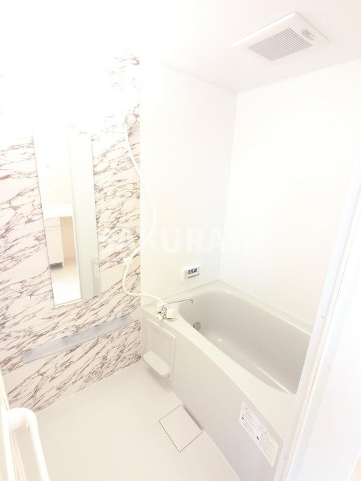 マロニエジャルダン Ａの浴室