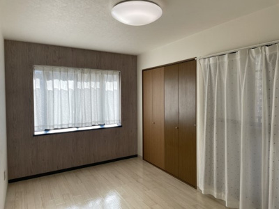 【洋室】 | 鳴海ビル