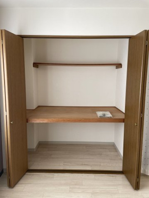 【収納】 | 鳴海ビル | 洋室収納