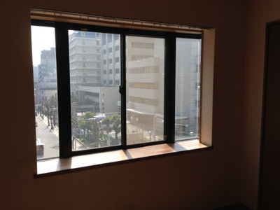 【内装】 | 鳴海ビル | 出窓