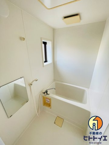 ユノソハイツ蒲原の浴室