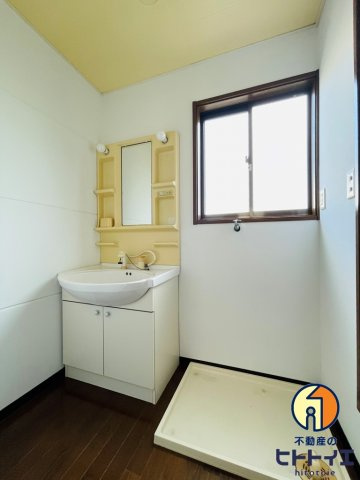 ユノソハイツ蒲原の洗面所