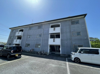 【外観】 | 3駅2沿線利用可能！「向ヶ丘遊園」駅・「登戸」駅・「中野島」駅より徒歩圏内☆コンビニやスーパー、ドラッグストアが近くて便利な住環境です☆
