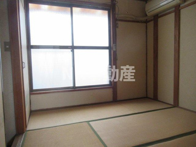 【和室】 | 中小阪1丁目テラスハウス（河内小阪賃貸） | 和室がひろがる居住スペース