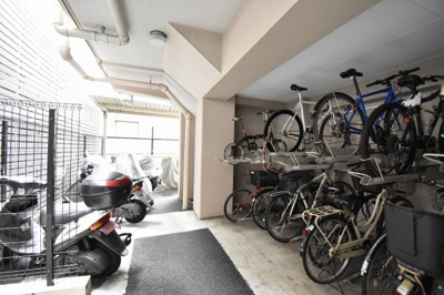 【その他共用部分】 | ライオンズステージ山下公園 | 駐輪場・バイク置場