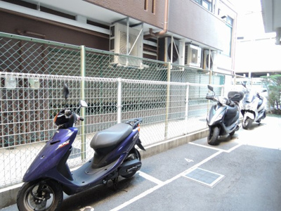 【その他共用部分】 | アール・ケープラザ横浜Ⅱ | バイク置場