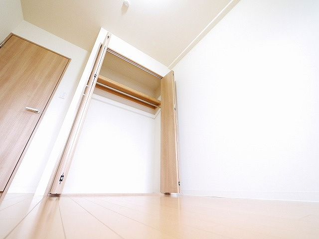 マンション南京終の収納|便利な収納スペースです