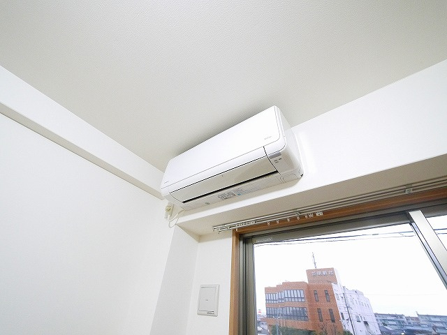 マンション南京終の設備|エアコン付き