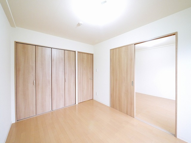 マンション南京終の洋室|ゆったりした洋室です