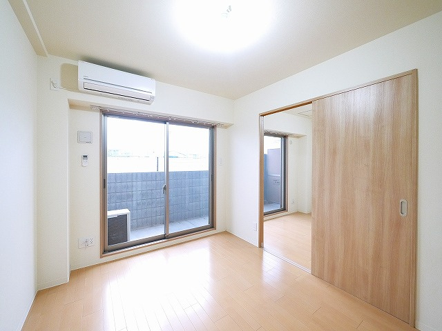 マンション南京終の寝室|落ち着いて過ごせるお部屋なので、寝室にいかがでしょうか