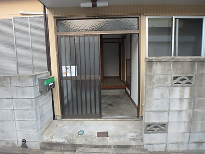 【玄関】 | 東関戸貸家