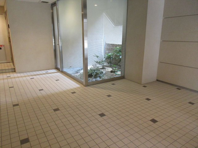 ステージSAWAのエントランス|ステージSAWA