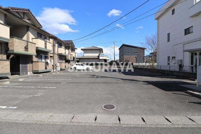 グランドール Ａ/Ｂの駐車場