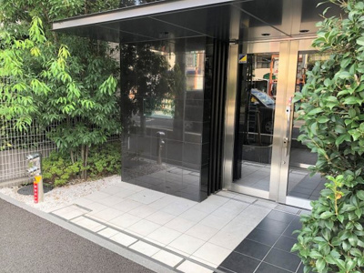 【エントランス】 | ラフィスタ芝新町