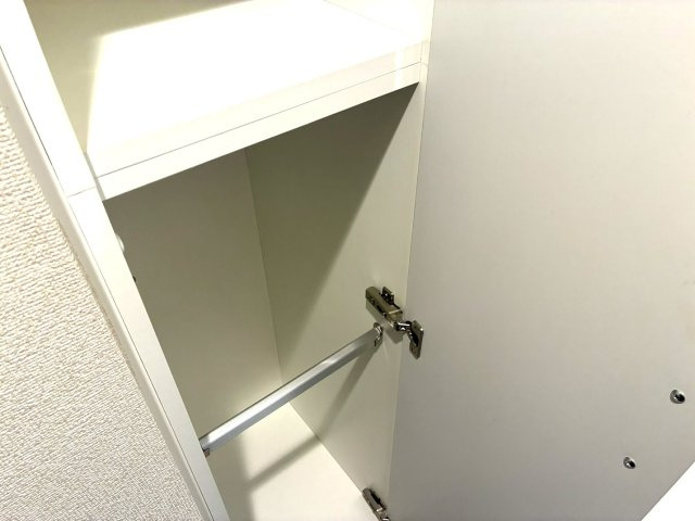 【玄関】 | ラフィスタ芝新町