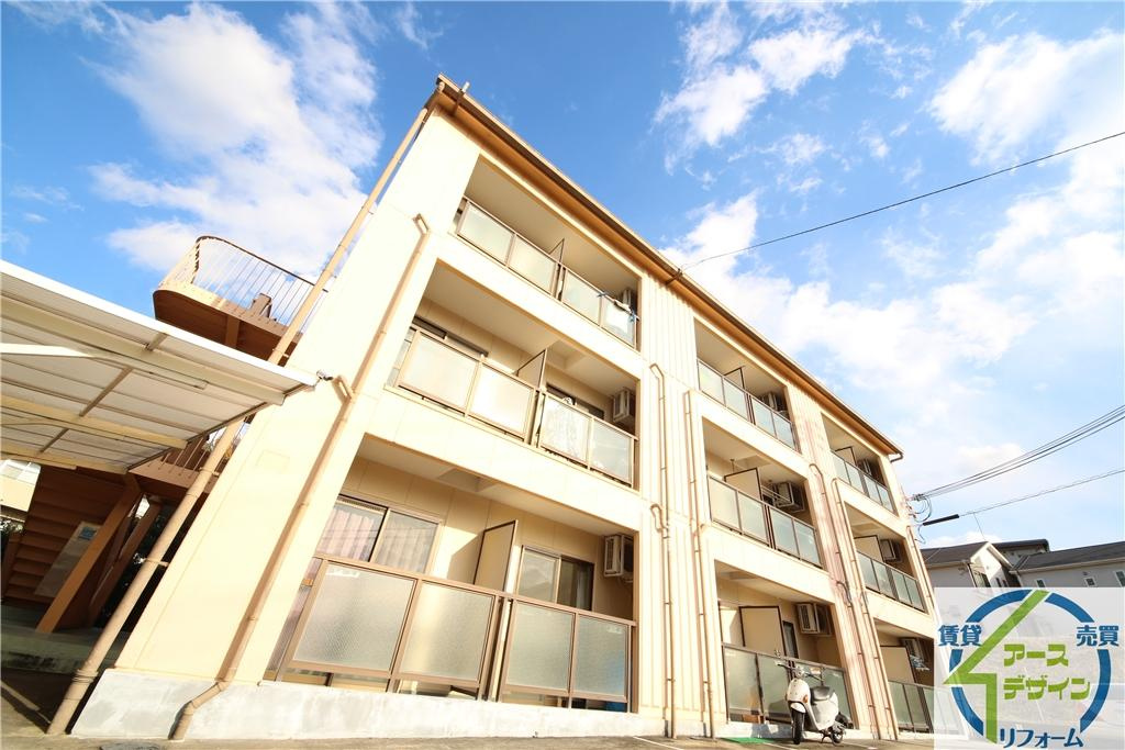 ハイツヤマネの外観