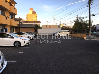 【駐車場】 | リヴァ・セレノ | カースペースがあります