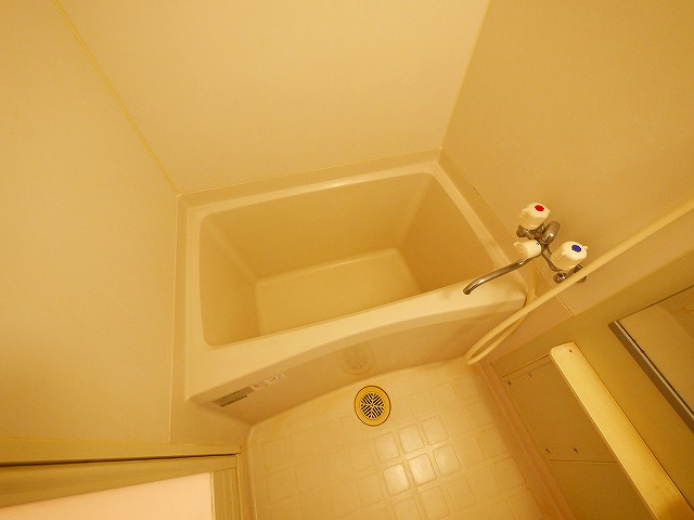 アムール　パティオの浴室|きれいなお風呂です