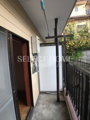 【バルコニー】 | コーポみどり | 陽当たり良好なバルコニーです