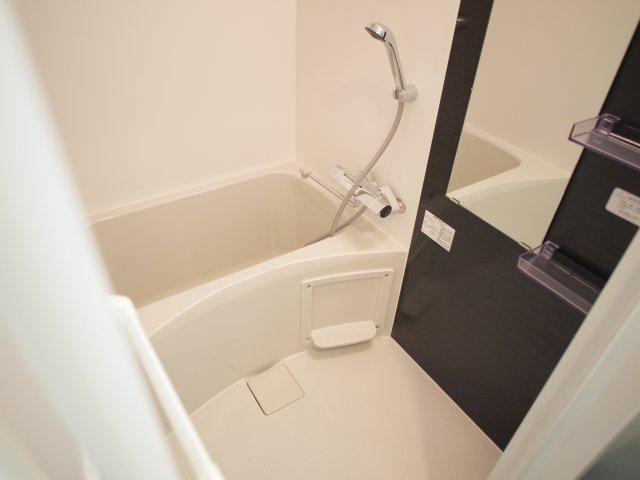 ファーストフィオーレ天王寺筆ヶ崎アイの浴室
