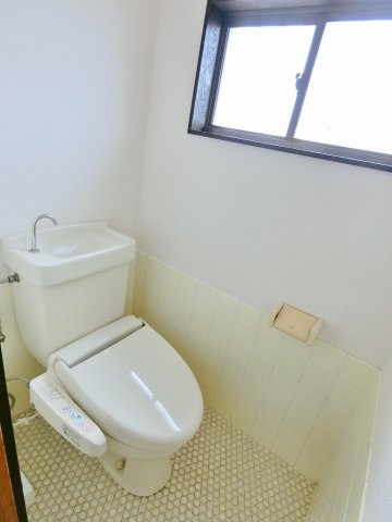 長門アパートＡ棟のトイレ