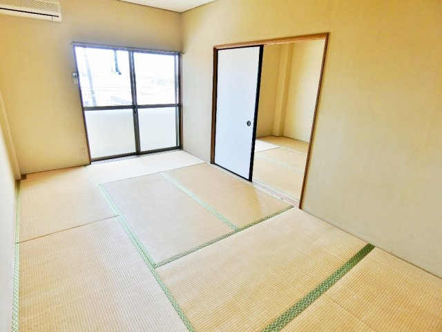 長門アパートＡ棟の和室