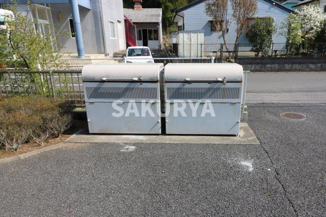 ロイヤルヴィレッジのその他|敷地内ゴミステーション