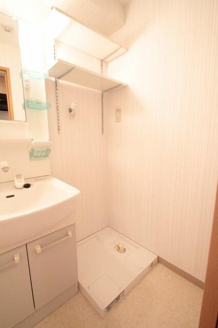 アネックスかみしのの独立洗面台