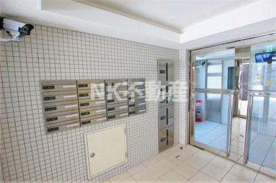 【ロビー】 | ネモフィラ（八戸ノ里賃貸） | 建物の内部です