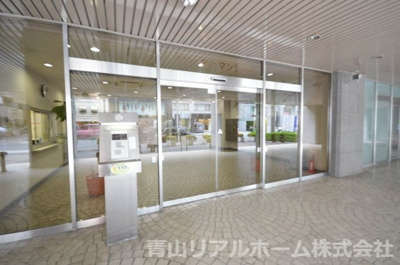 【エントランス】 | たつむら青山マンション