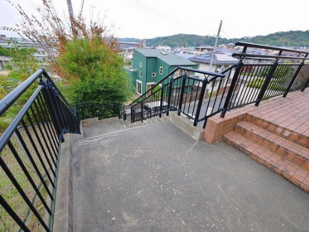 ヴィラ東生駒のその他共用部分|共有スペースです