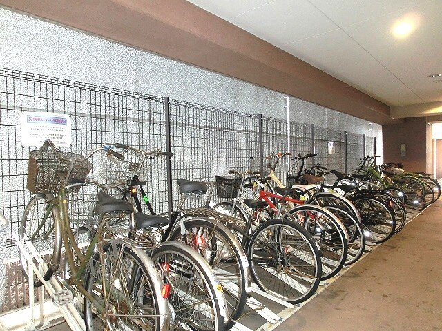 RESIDIA入谷の設備|駐輪場