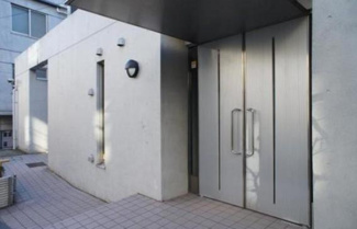【エントランス】 | メゾンベール南麻布