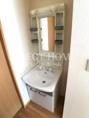 【独立洗面台】 | メゾネット椿北棟 | 朝の身支度には欠かせない独立洗面化粧台