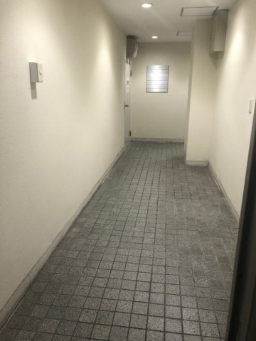 NASビルのロビー