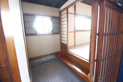 【玄関】 | レトロハウスあべの | 玄関