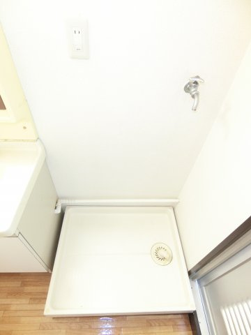 第二森光ビルの設備|室内に洗濯機置き場があります